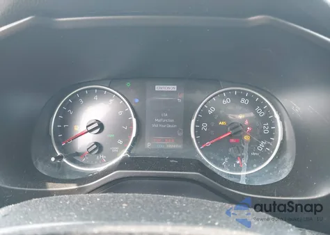 2019 Toyota Rav4 Xle z USA, uszkodzony, nr VIN 2T3P1RFV4KW033276